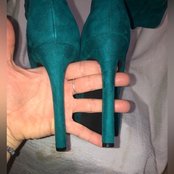 Turquoise platform heel boots Size 7 1/2 - Picture 5 of 6